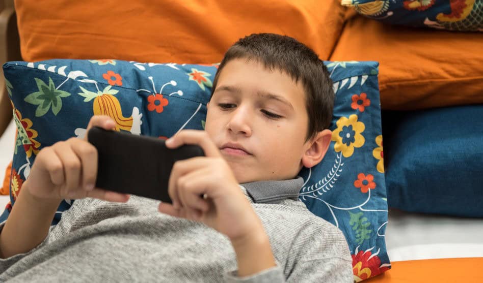 Limiting Children’s Recreational Screen Time to Less Than Two Hours a Day Linked to Better Cognition