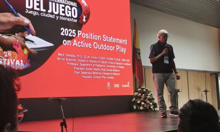 Mark Tremblay delivers invited talk at summer festival in Colombia